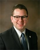 headshot of Summit NJ Council President Greg Vartan